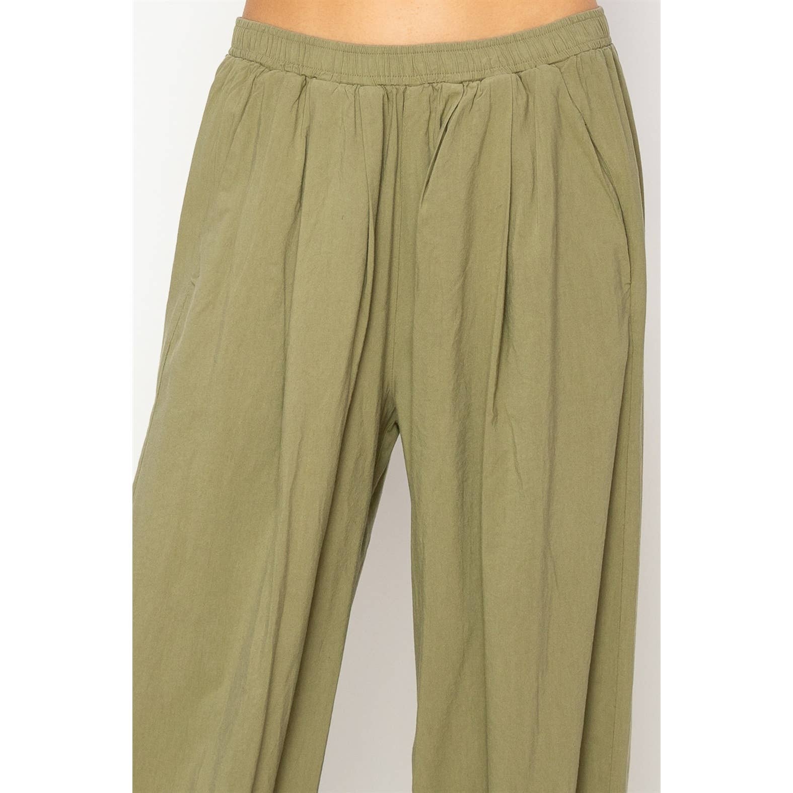 Mid Rise Wide Leg Pants