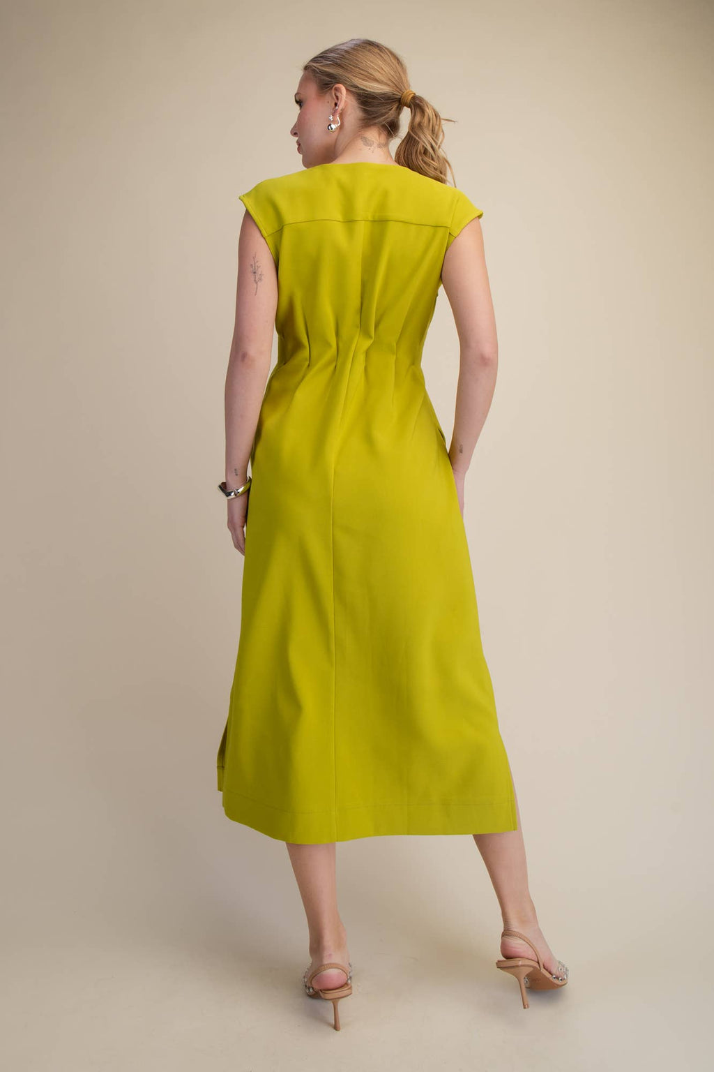 Short-Sleeve Waist Pleated Midi Dress