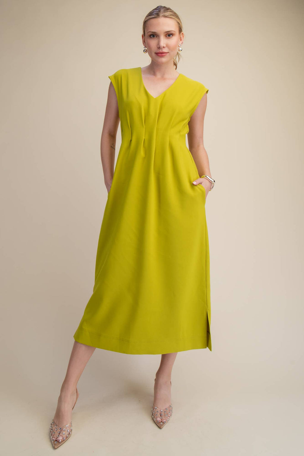 Short-Sleeve Waist Pleated Midi Dress
