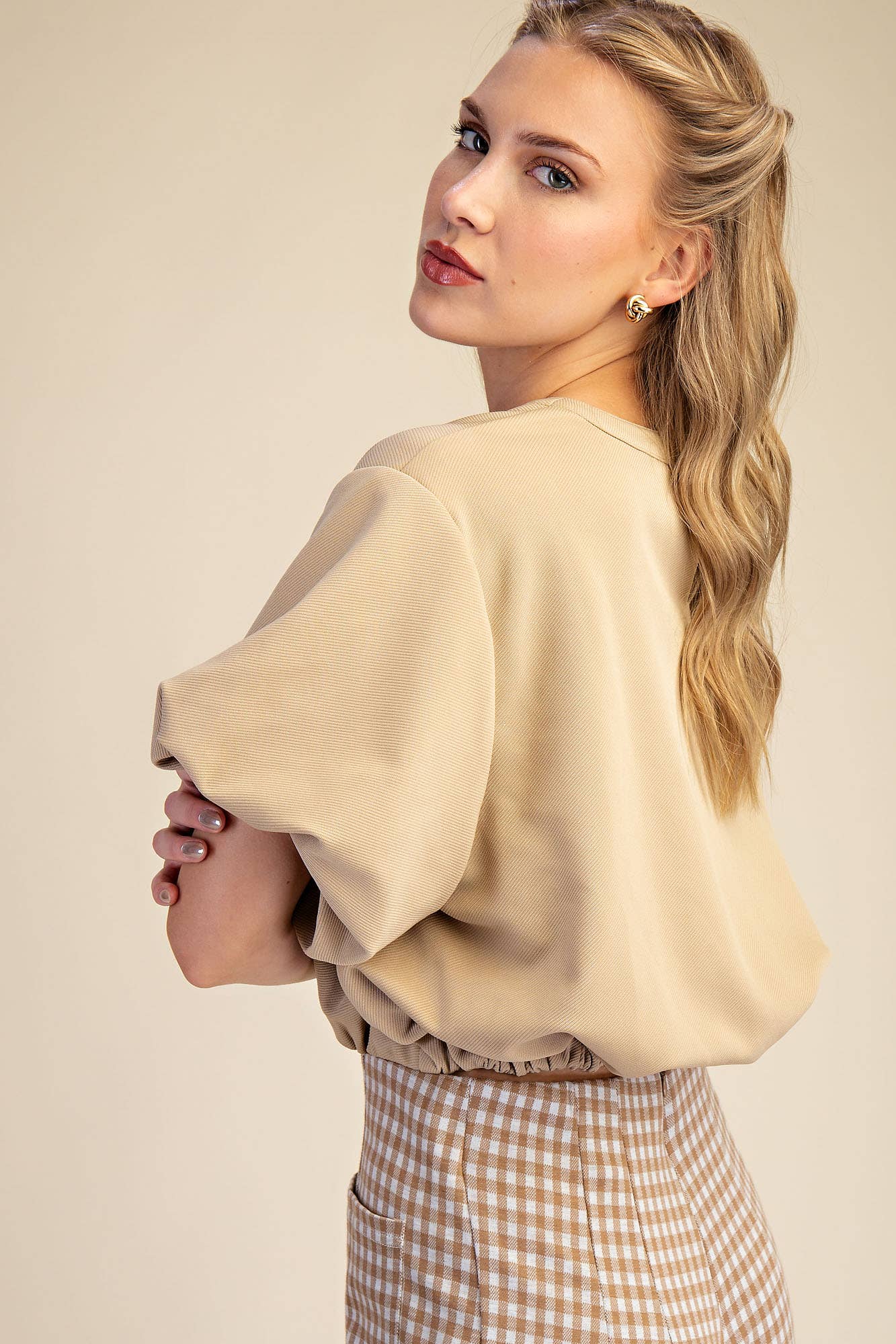 Bubble Sleeve and Hem Crop Top