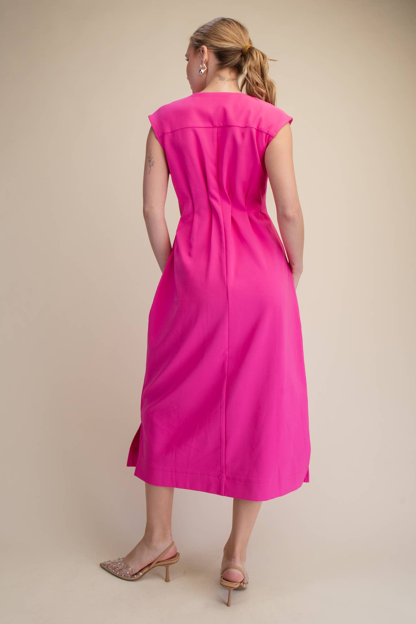 Short-Sleeve Waist Pleated Midi Dress